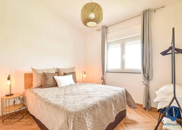 Eva Andorinha 2 Pax By Mtphomes * 페헤이라스