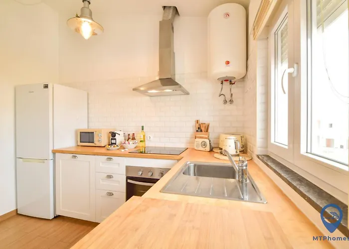 Eva Andorinha 2 Pax By Mtphomes 费雷拉斯