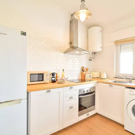 Apartment Eva Andorinha 2 Pax By Mtphomes *