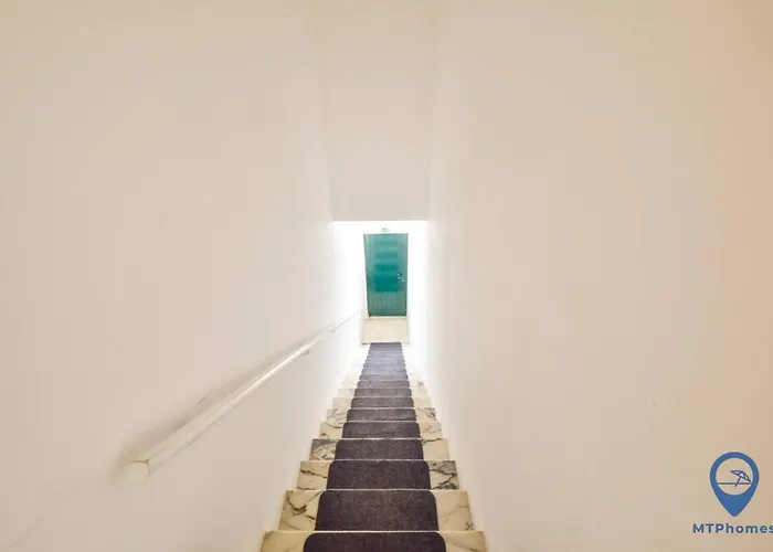 Apartment Eva Andorinha 2 Pax By Mtphomes *